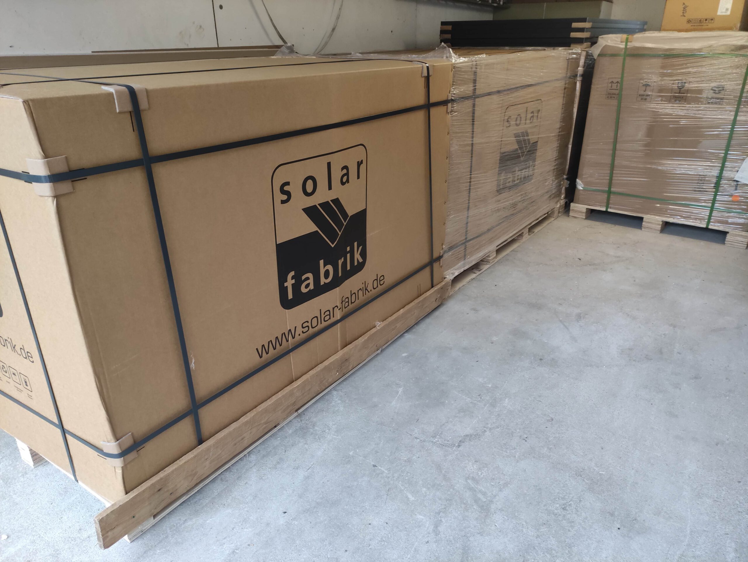 warenlager solarmodul koenigshofen solarfabrik